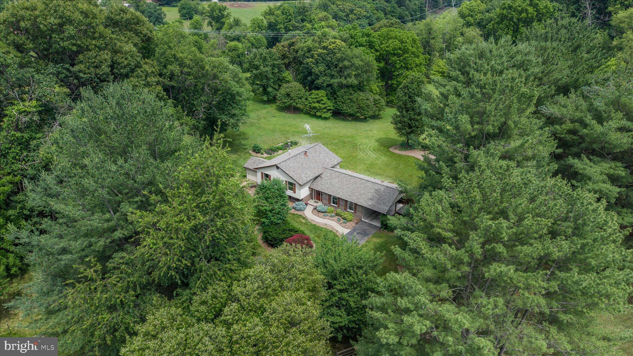 BURNT HICKORY - Residential