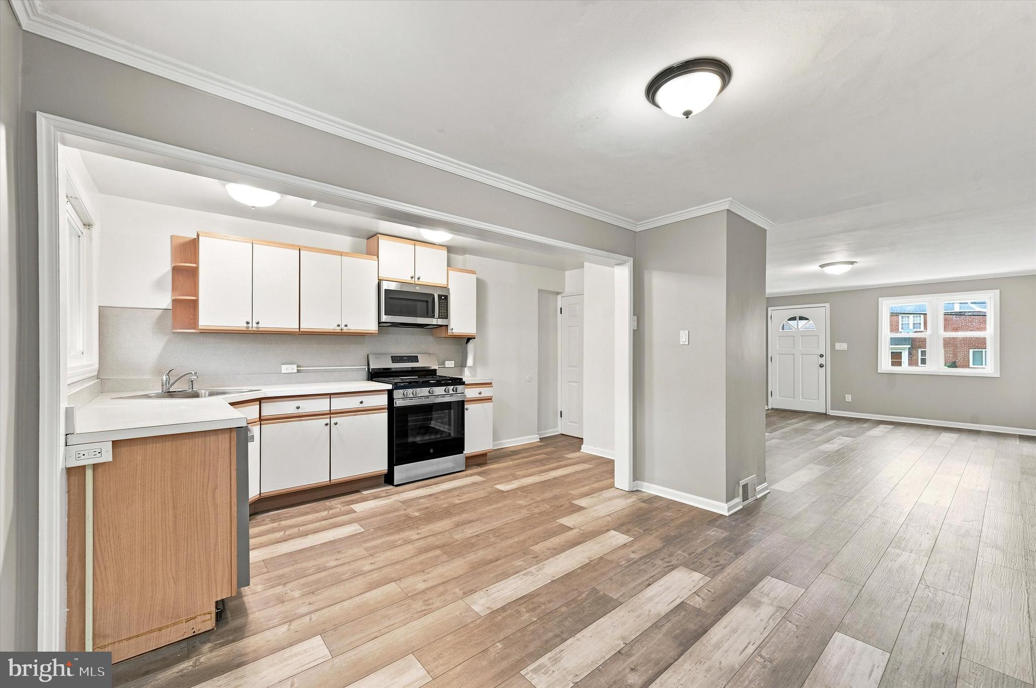 DELMAR VILLAGE - Residential