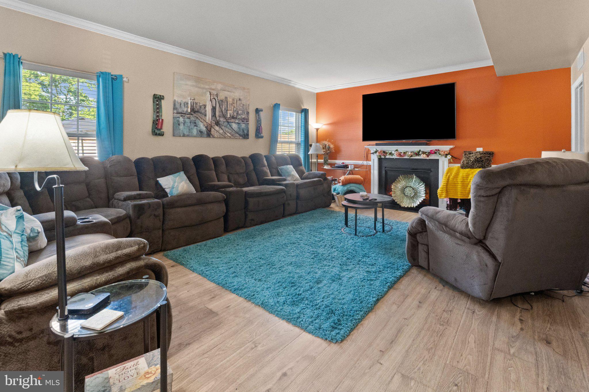 MEDLEY ESTATES - Residential
