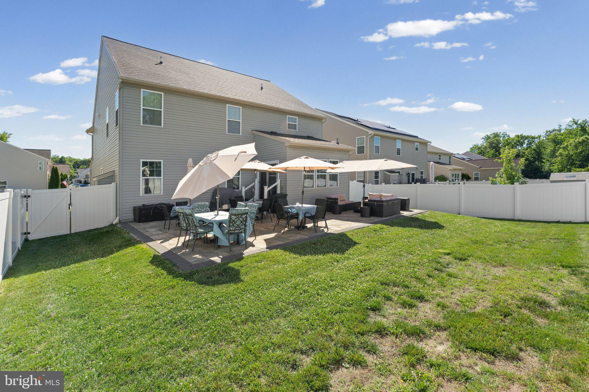 MEDLEY ESTATES - Residential