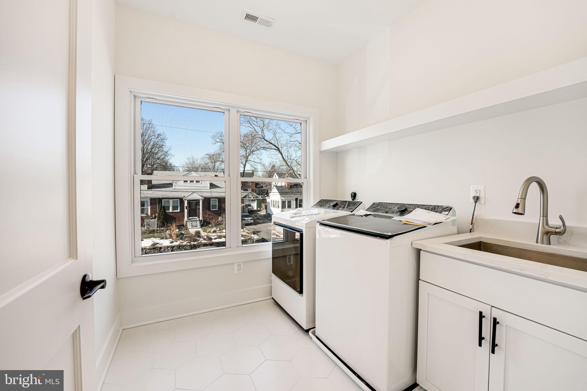 BON AIR - Residential