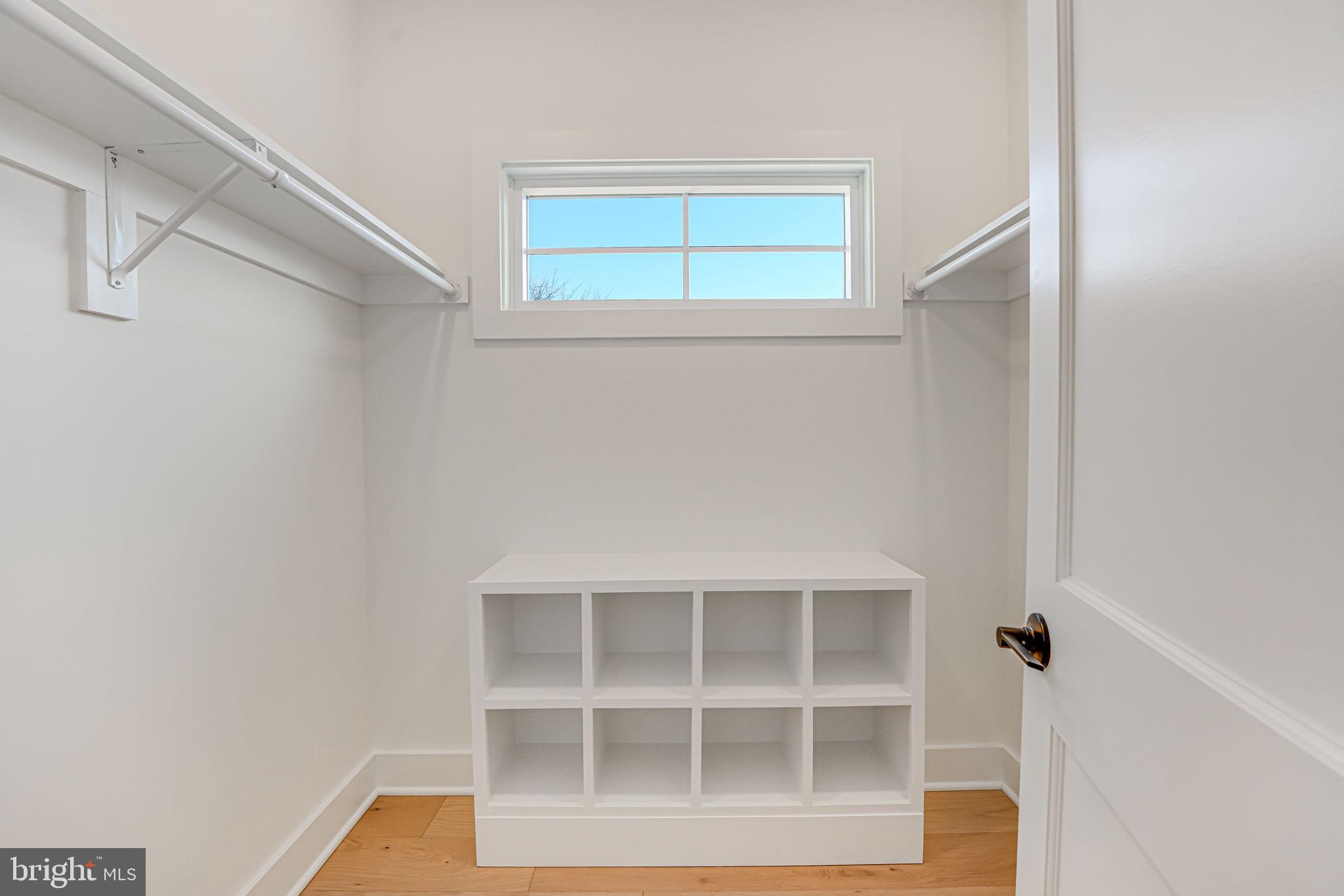 BON AIR - Residential