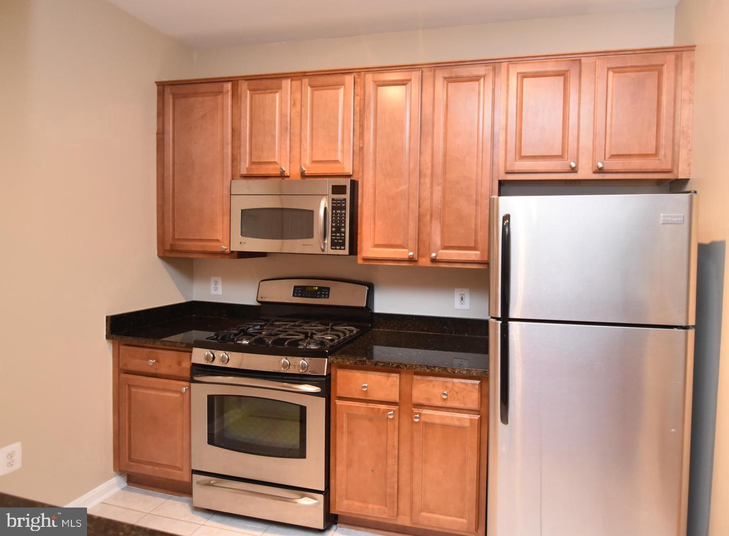 EXCHANGE AT VAN DORN - Residential Lease