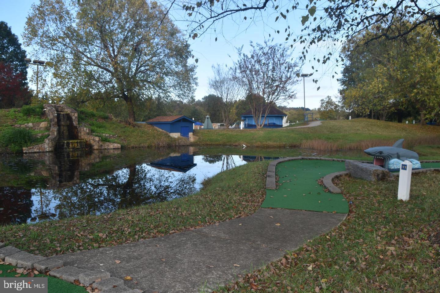 EXCHANGE AT VAN DORN - Residential Lease