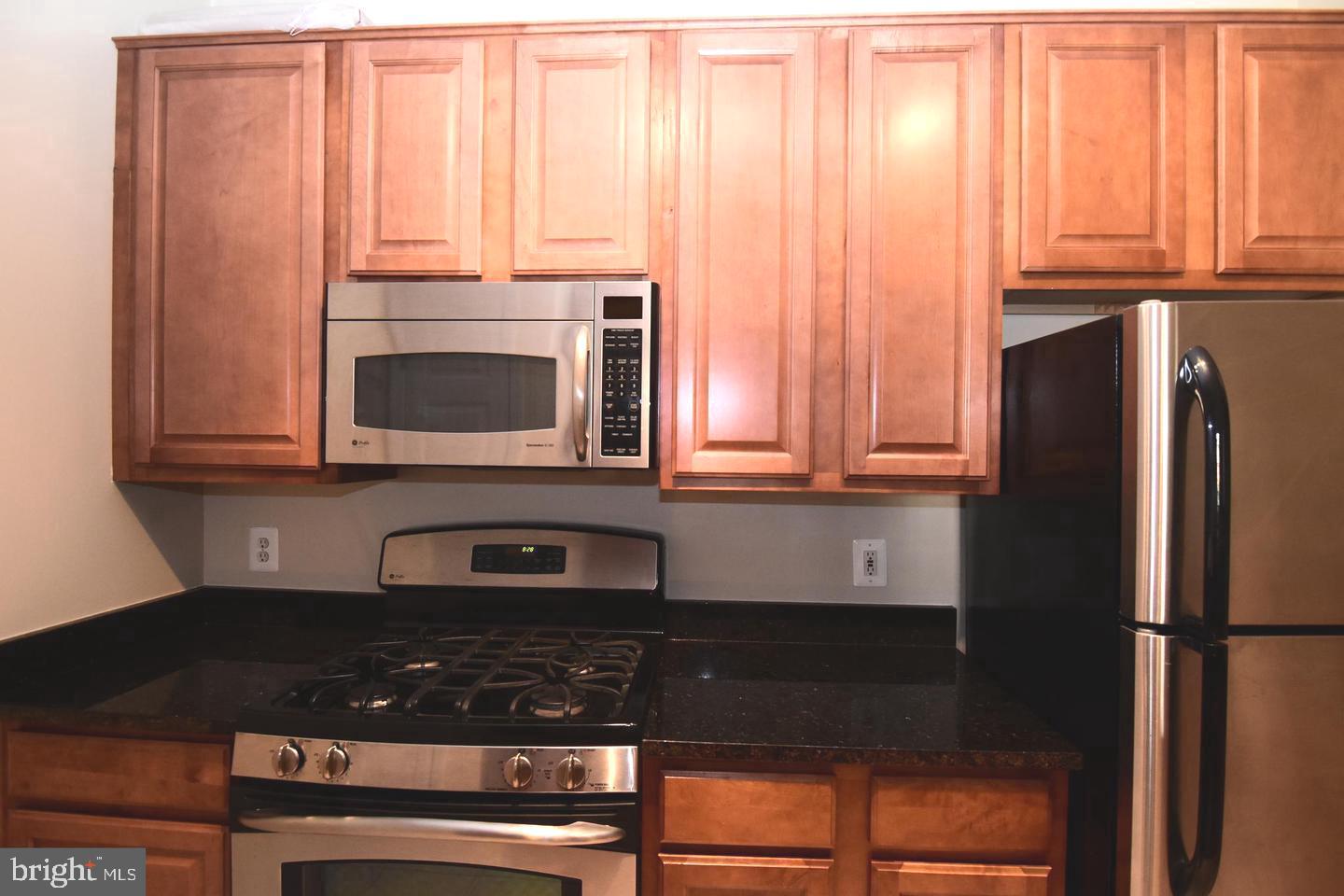 EXCHANGE AT VAN DORN - Residential Lease
