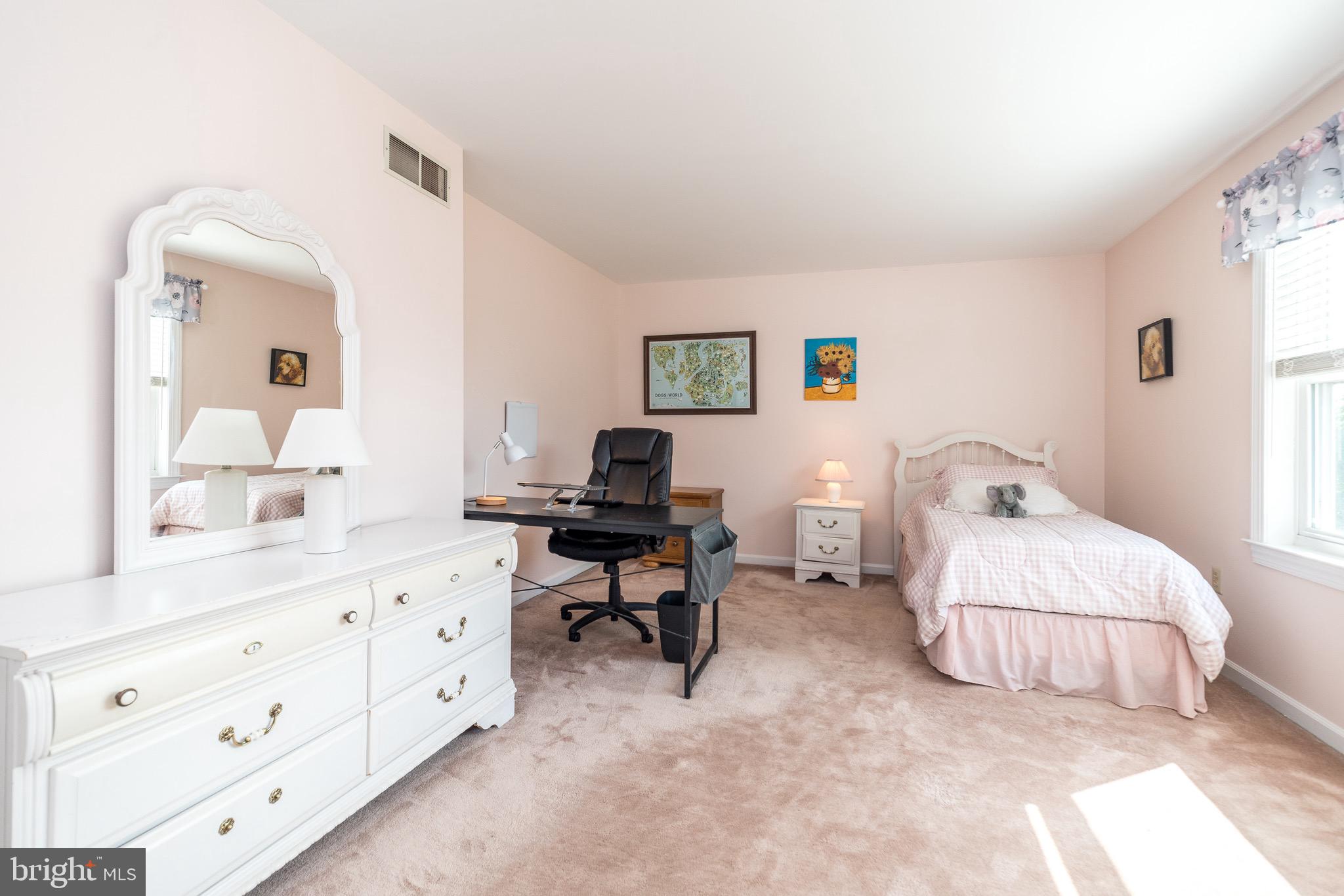 CHAPEL HGTS - Residential