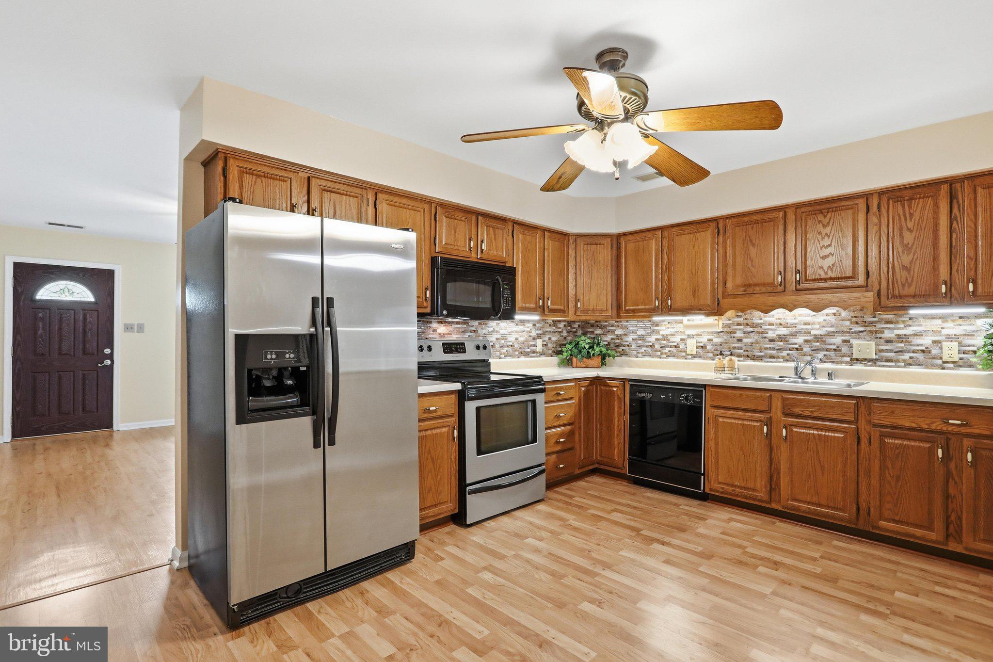 TOWNE OAK VILLAGE - Residential