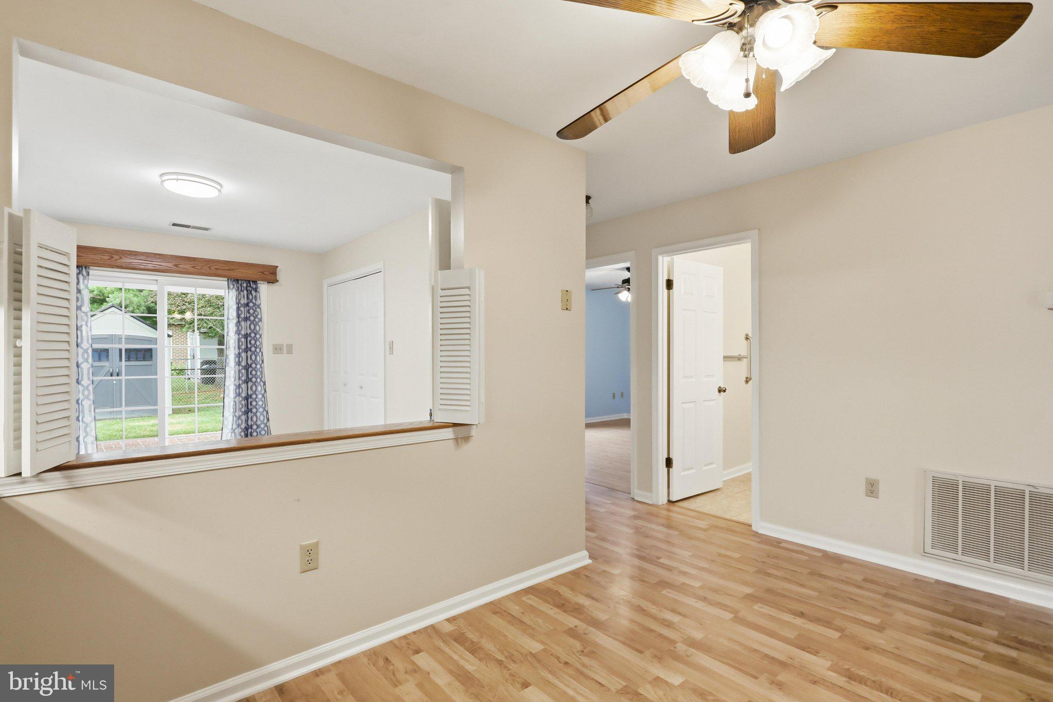 TOWNE OAK VILLAGE - Residential