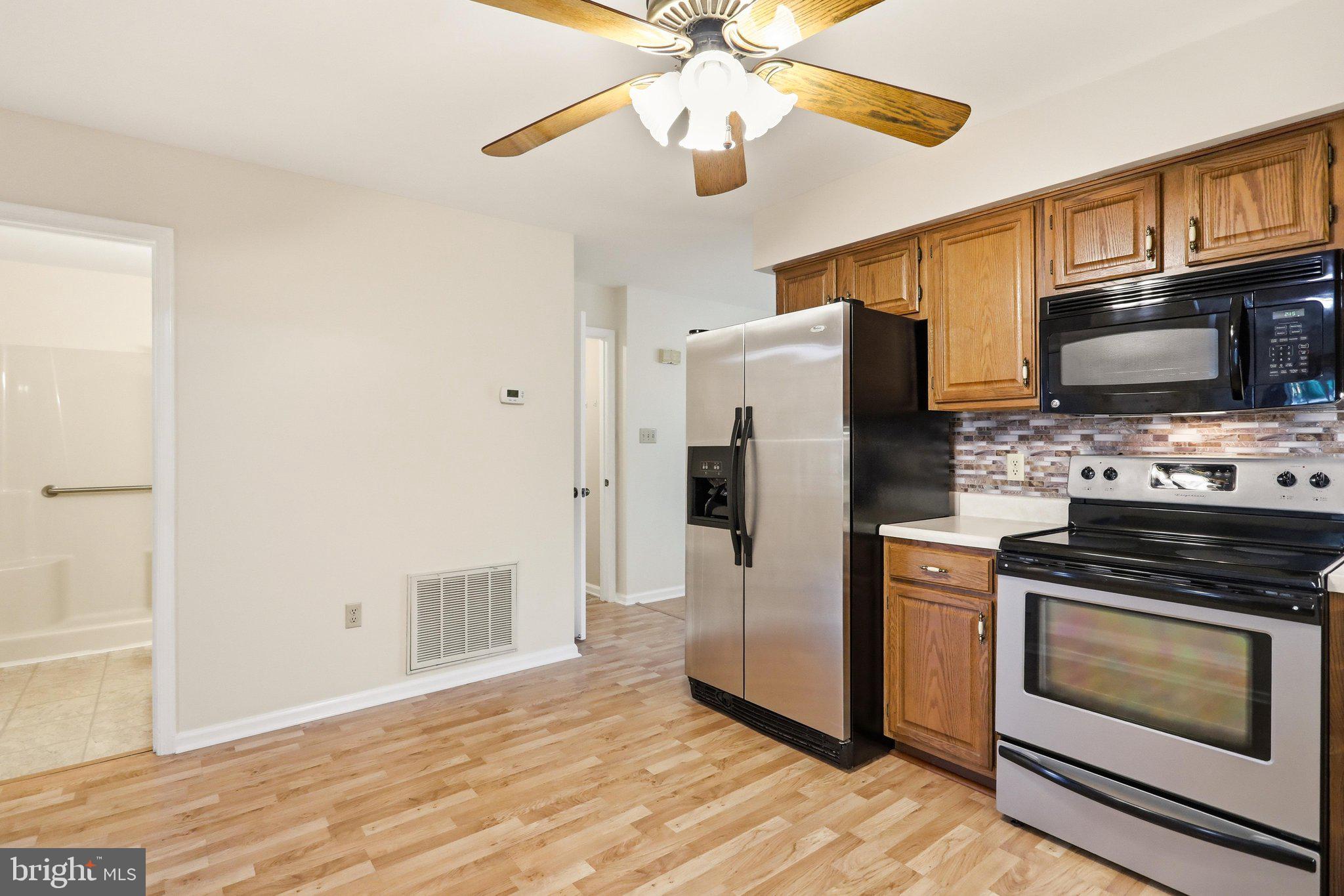 TOWNE OAK VILLAGE - Residential