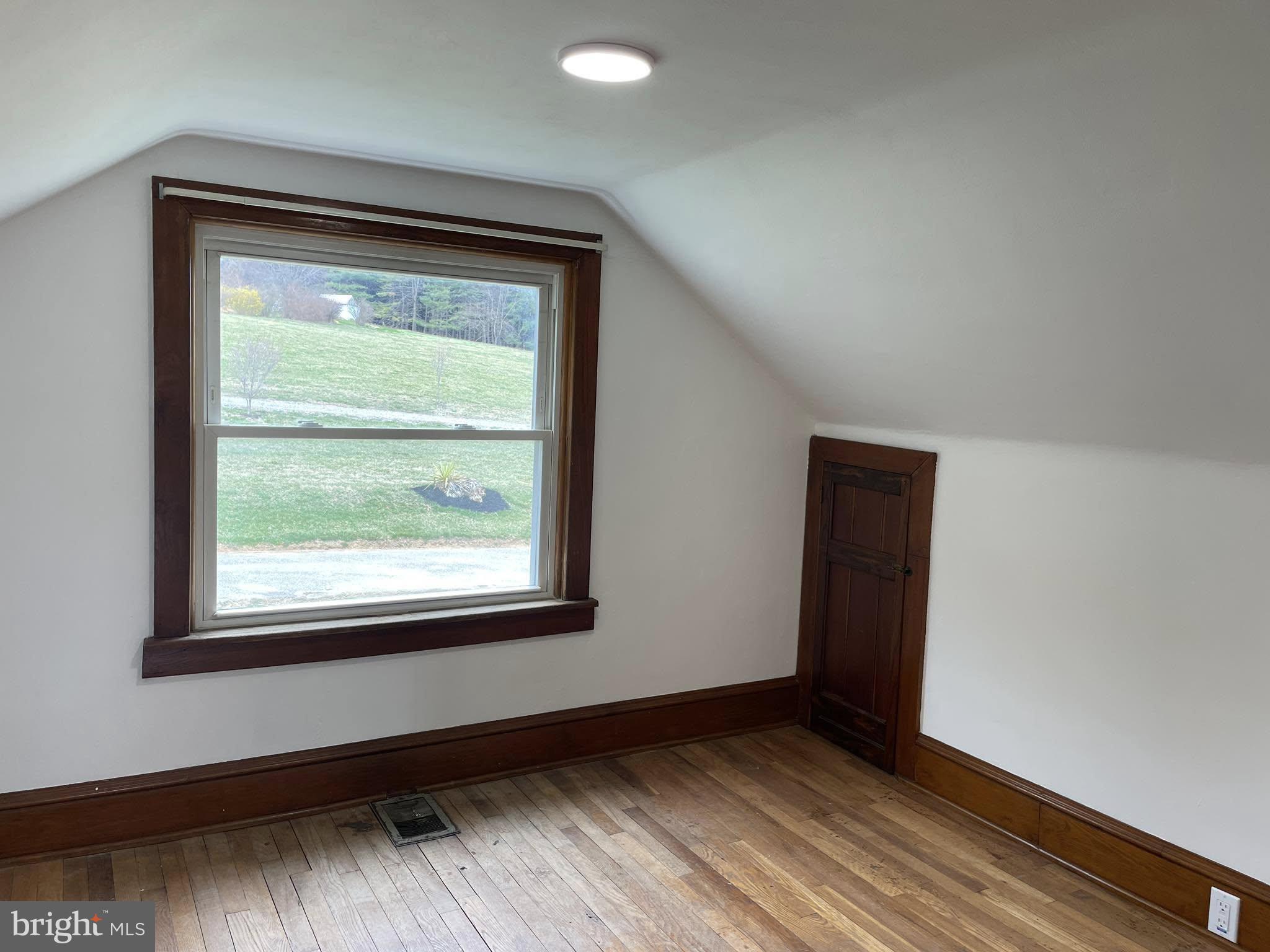 SPRING GROVE - Residential