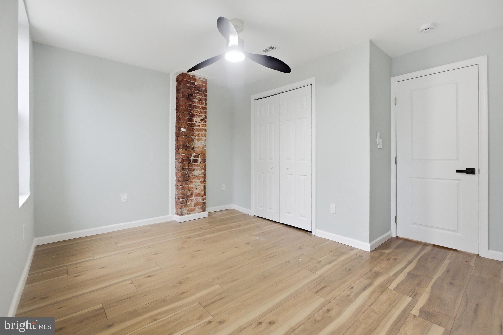 POINT BREEZE - Residential