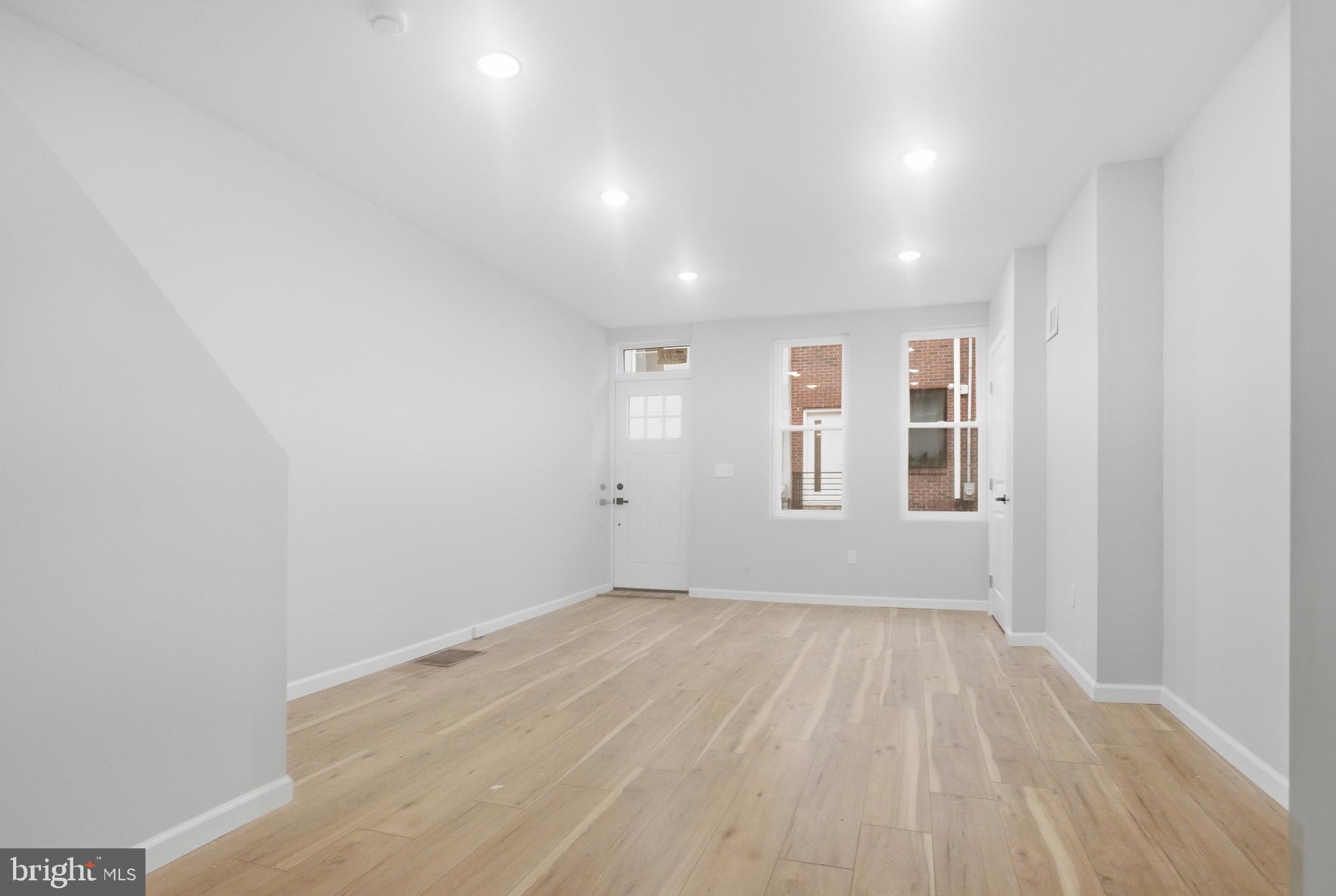 POINT BREEZE - Residential