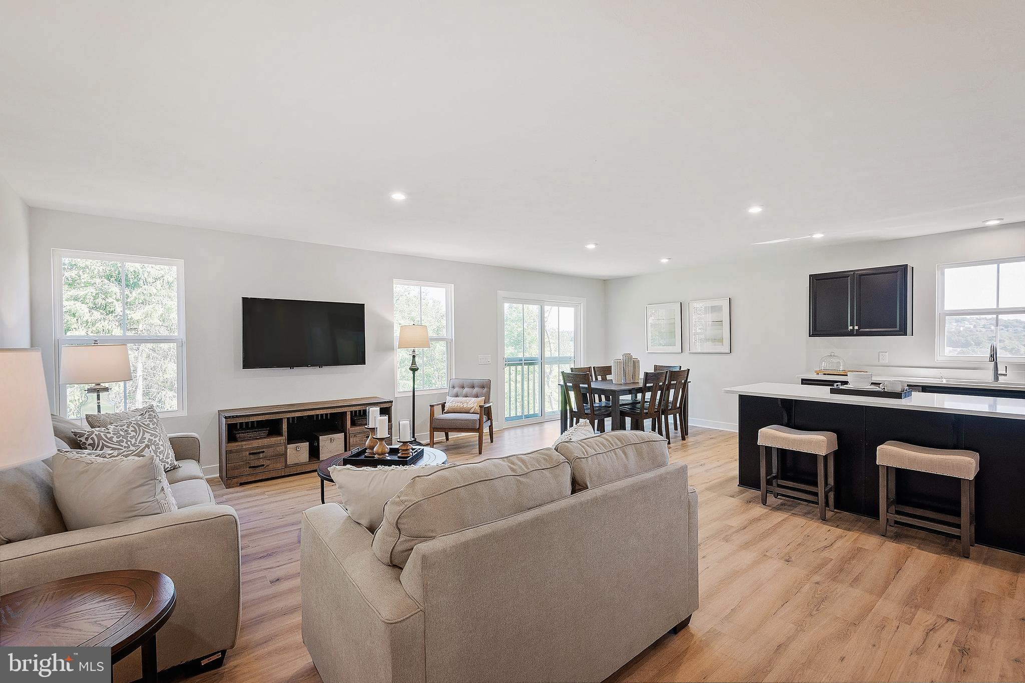 THE LAKES AT MARTINSBURG - Residential