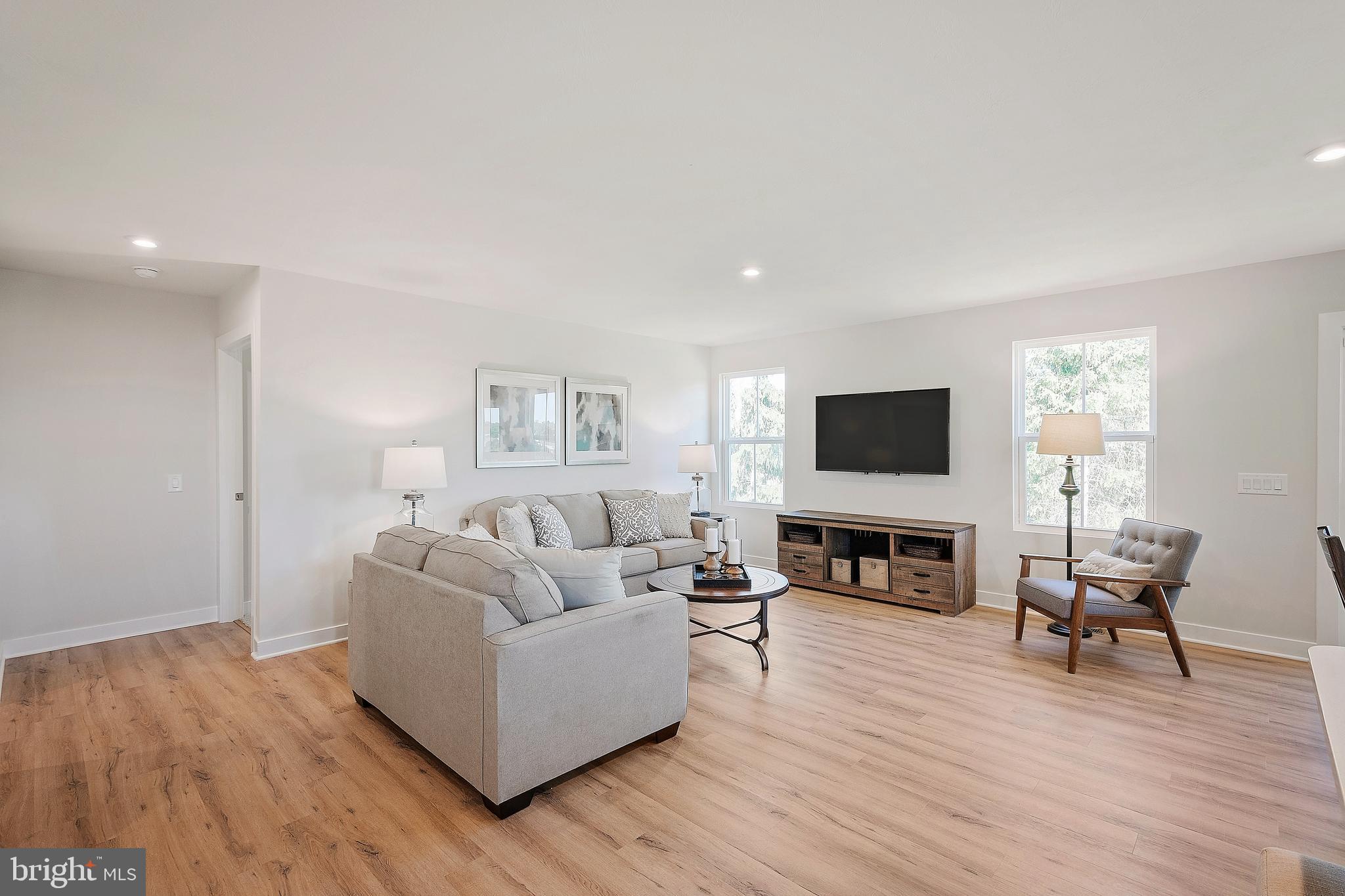 THE LAKES AT MARTINSBURG - Residential