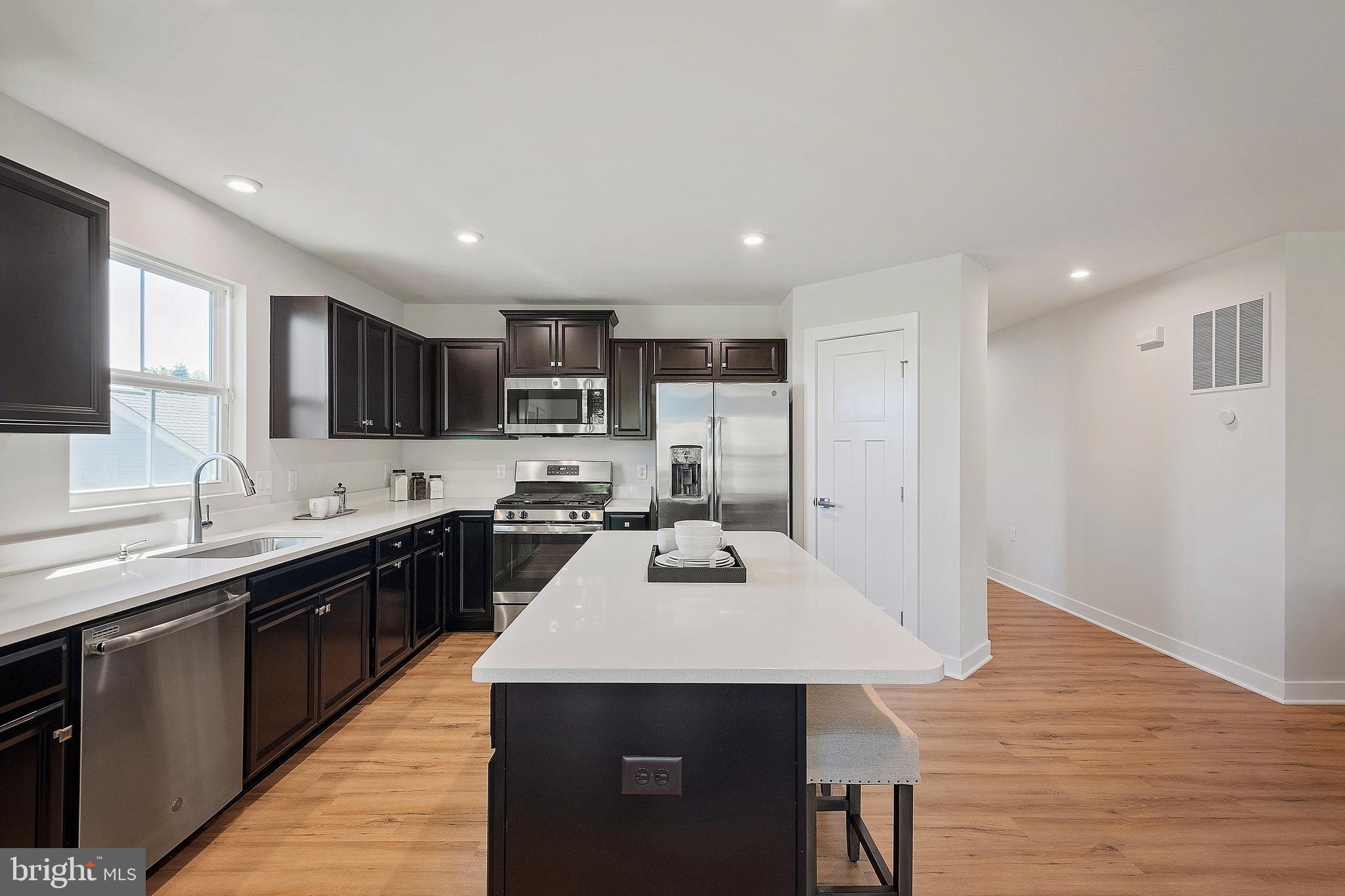 THE LAKES AT MARTINSBURG - Residential