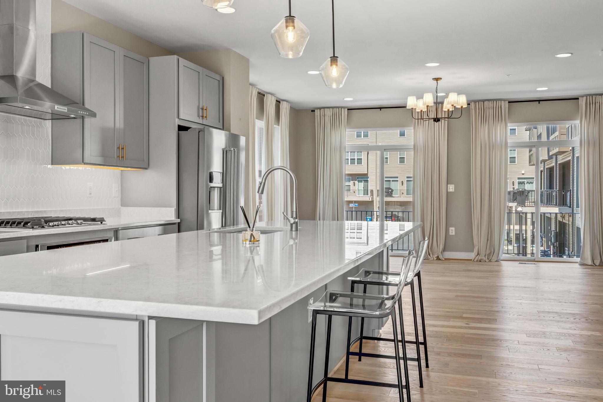 BRAMBLETON TOWN CENTER - Residential