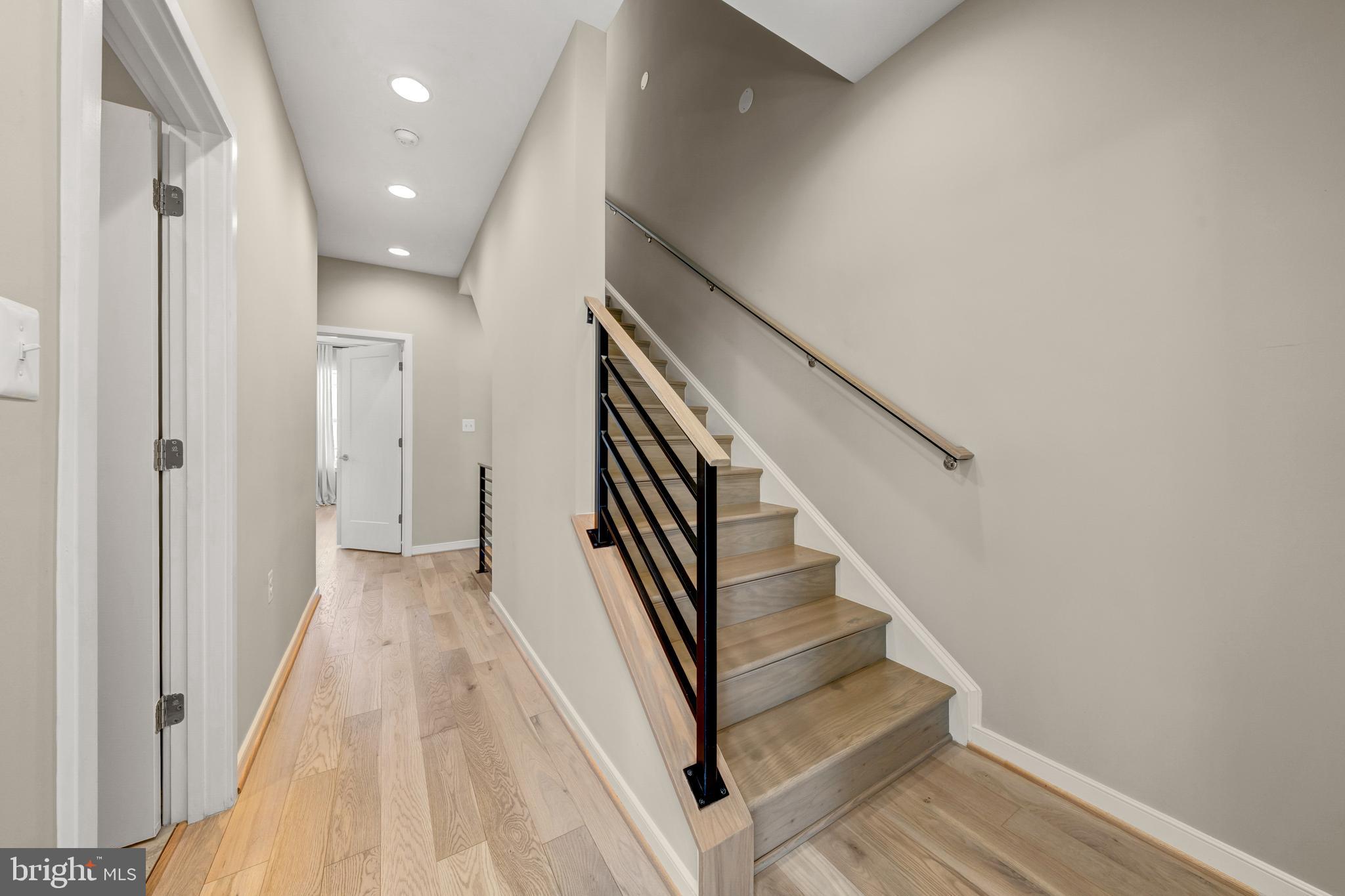BRAMBLETON TOWN CENTER - Residential