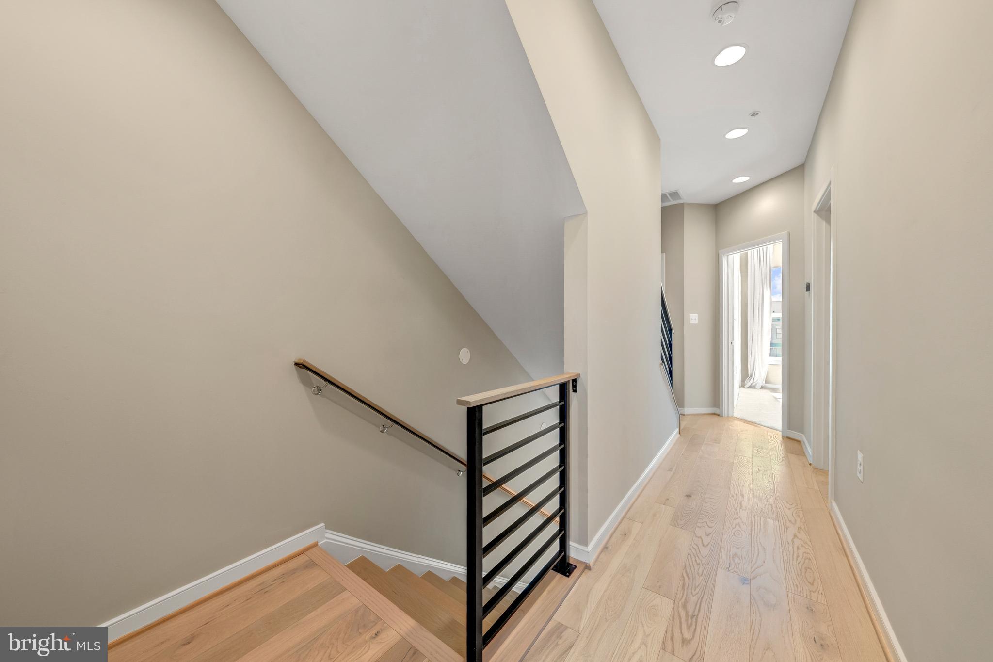 BRAMBLETON TOWN CENTER - Residential