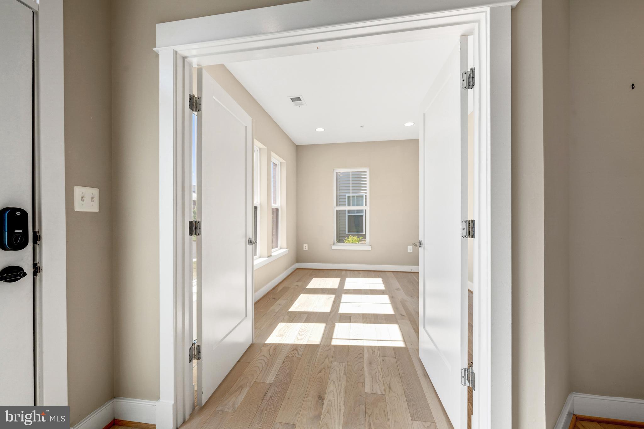 BRAMBLETON TOWN CENTER - Residential