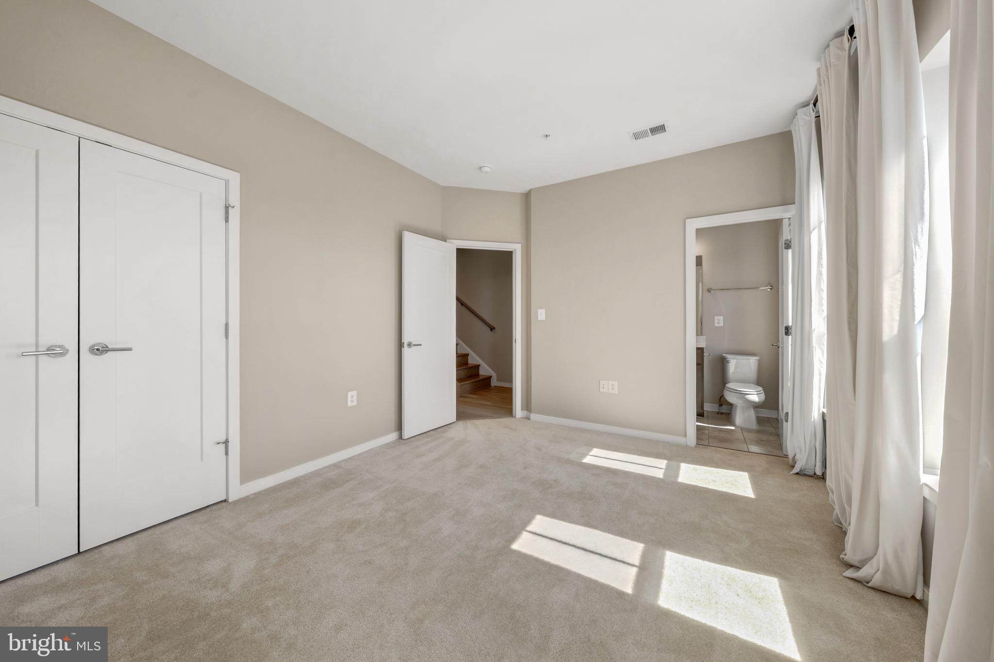 BRAMBLETON TOWN CENTER - Residential