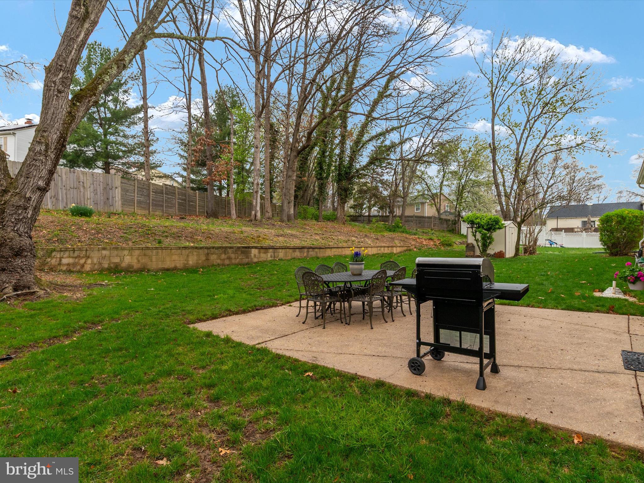 LAUREL - Residential