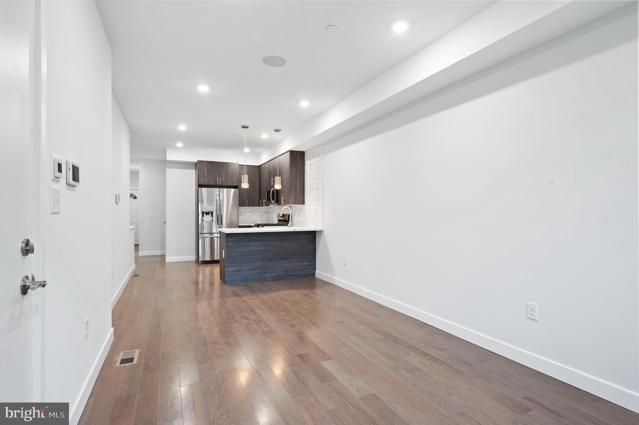 KENSINGTON - Residential Income