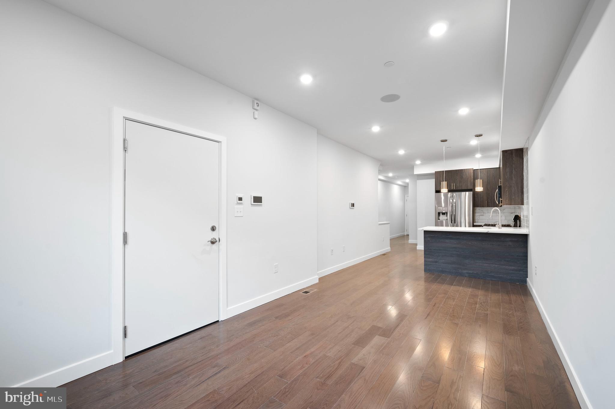 KENSINGTON - Residential Income