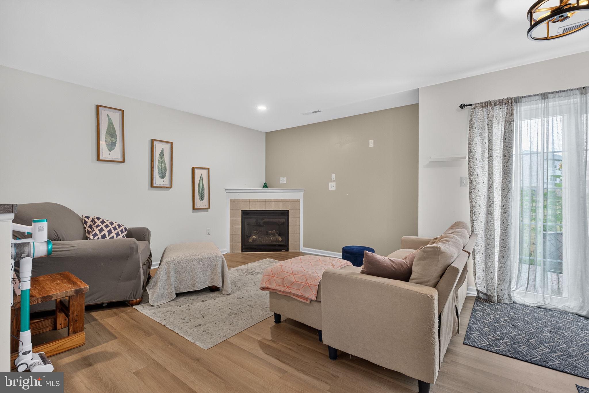 QUAIL HOLLOW - Residential
