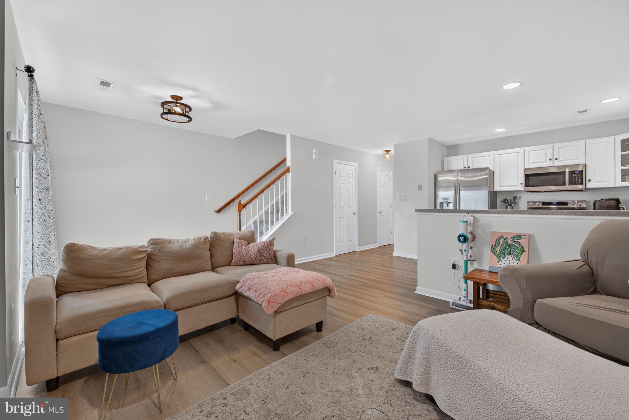 QUAIL HOLLOW - Residential