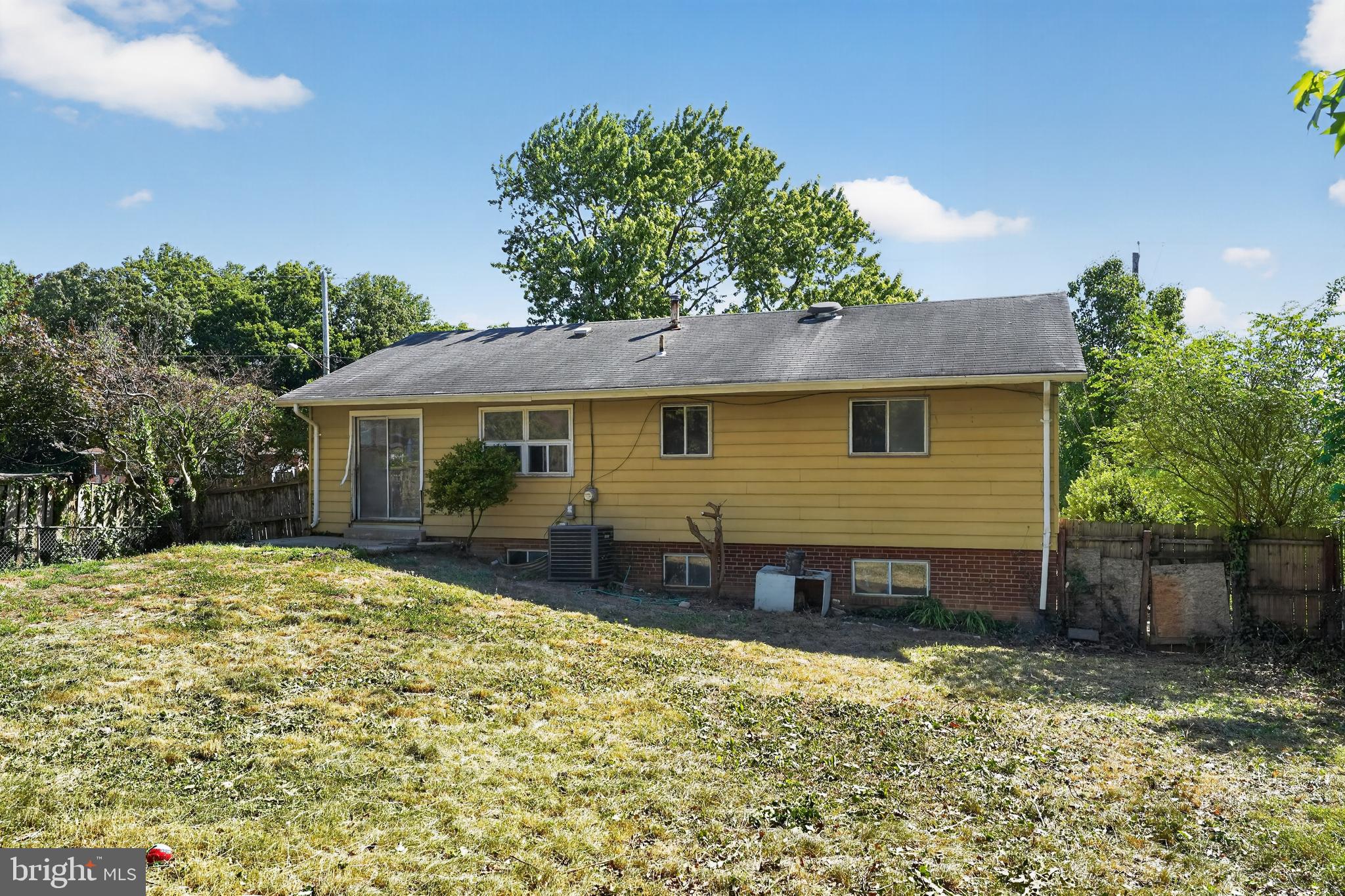 DISTRICT HEIGHTS - Residential