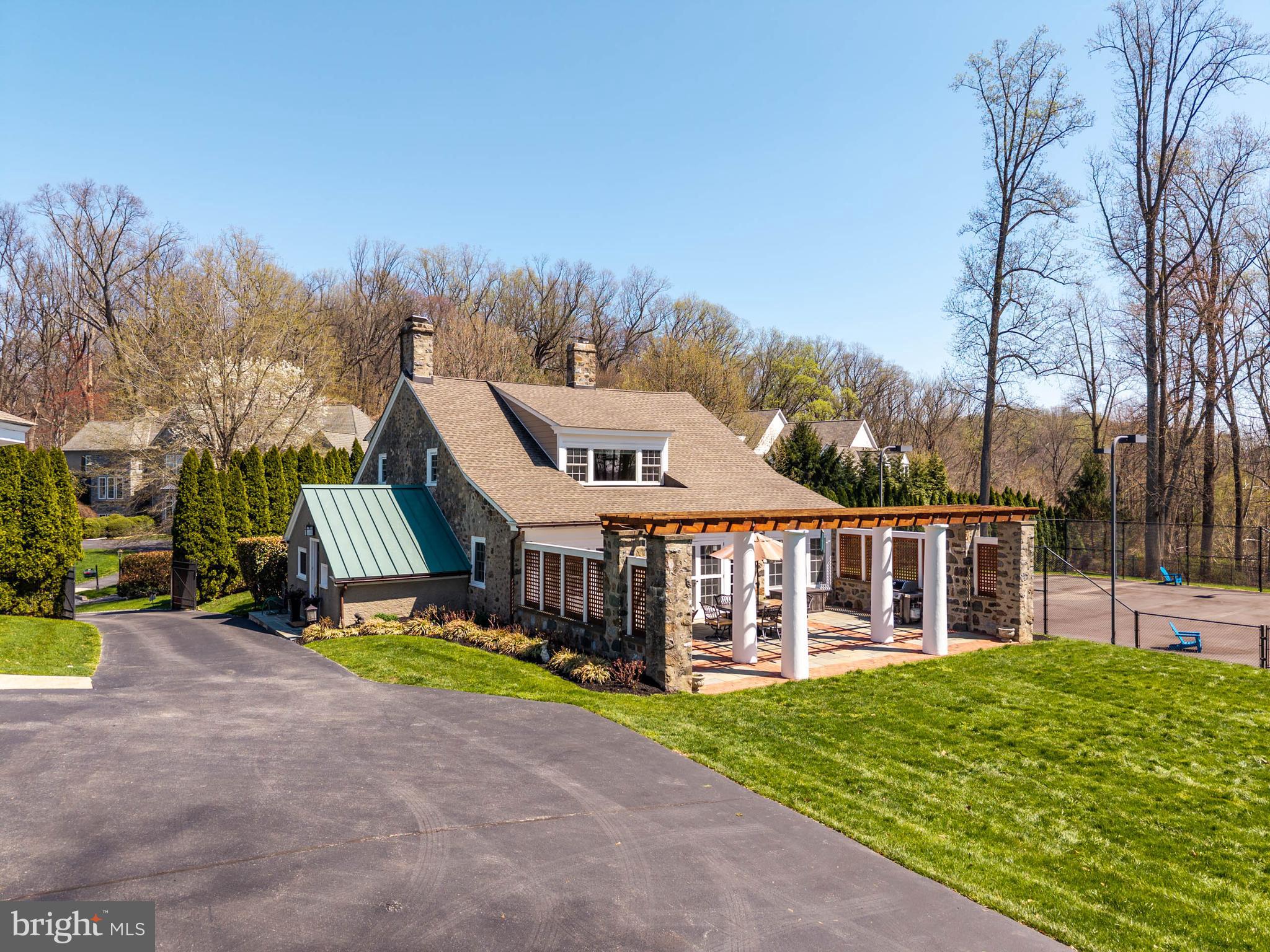 SPRINGHOUSE - Residential