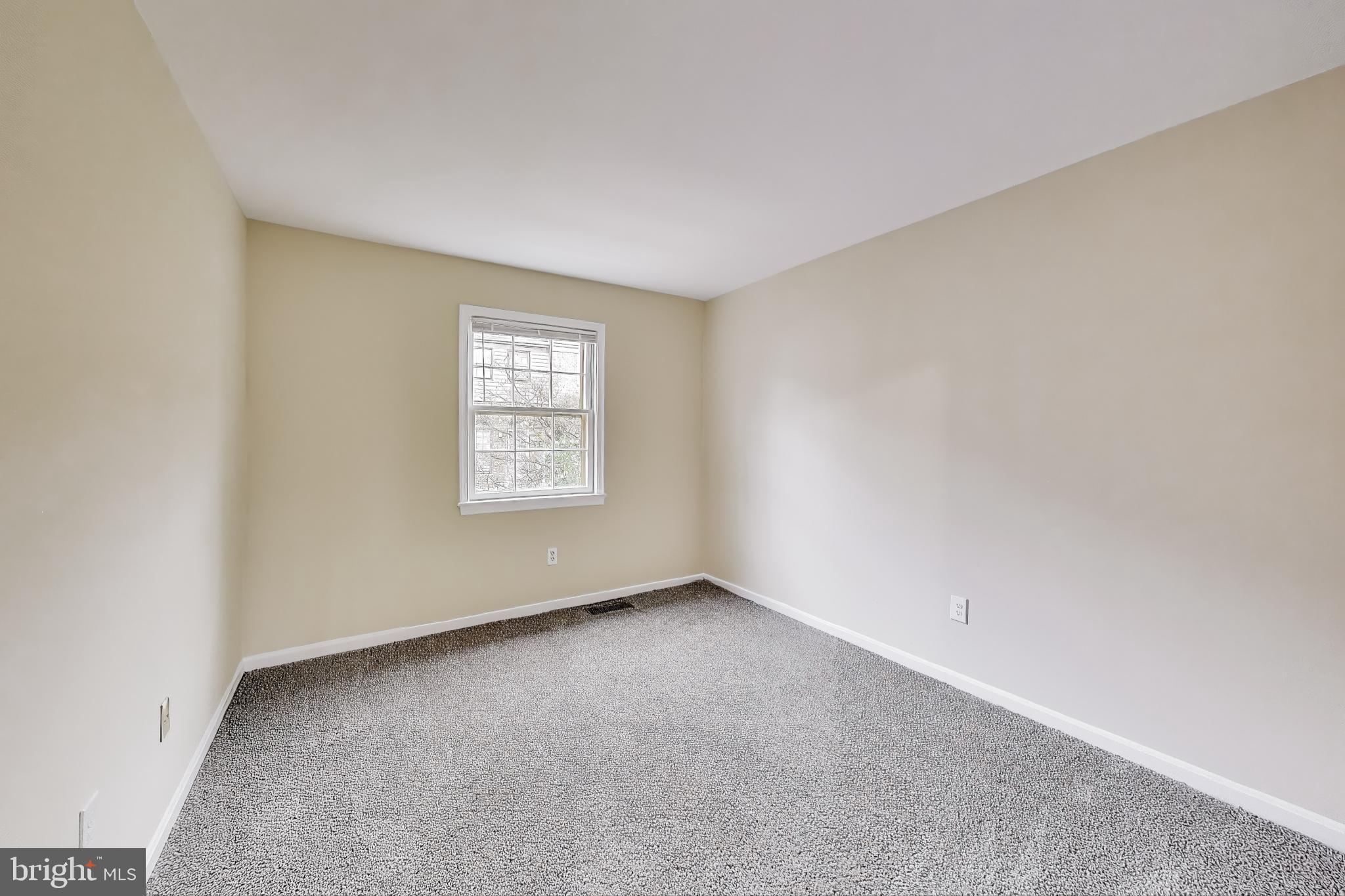 MOUNT VERNON SQUARE - Residential