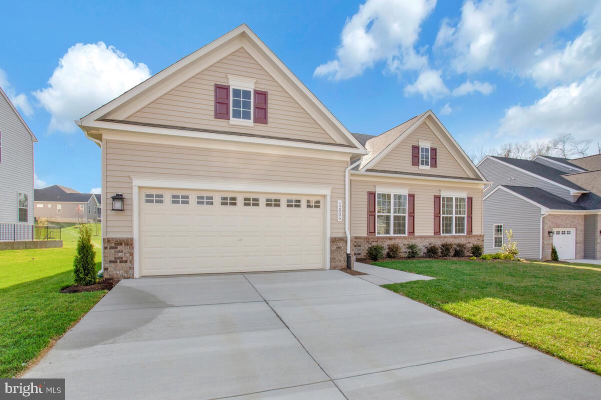 VILLAGES OF SAVANNAH - Residential