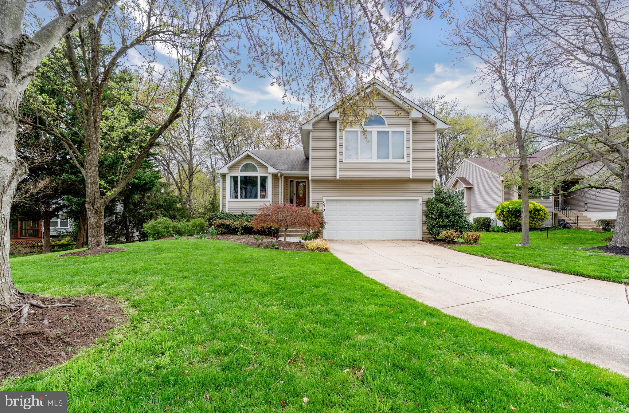 RIVERS EDGE - Residential