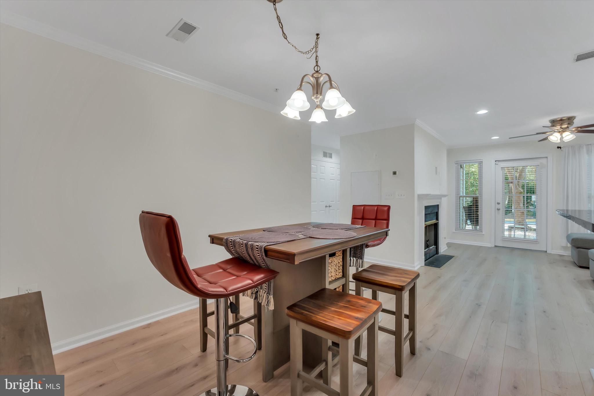NORTH POINT VILLAS - Residential