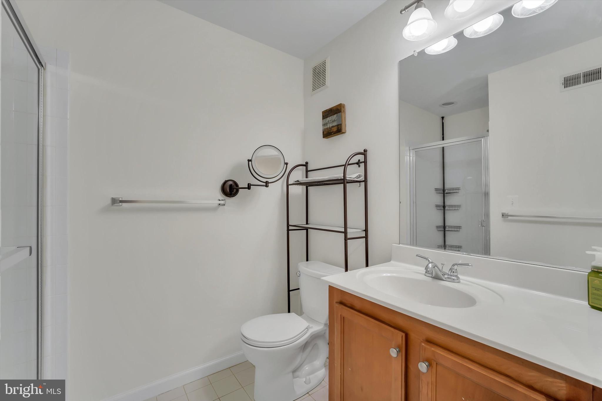 NORTH POINT VILLAS - Residential