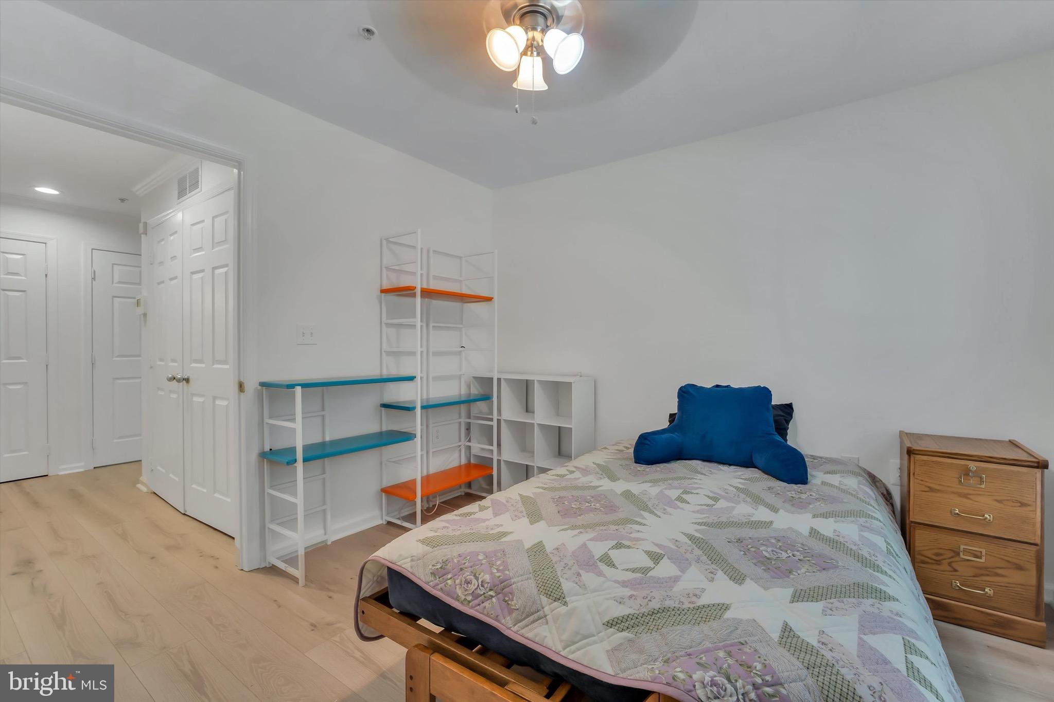 NORTH POINT VILLAS - Residential