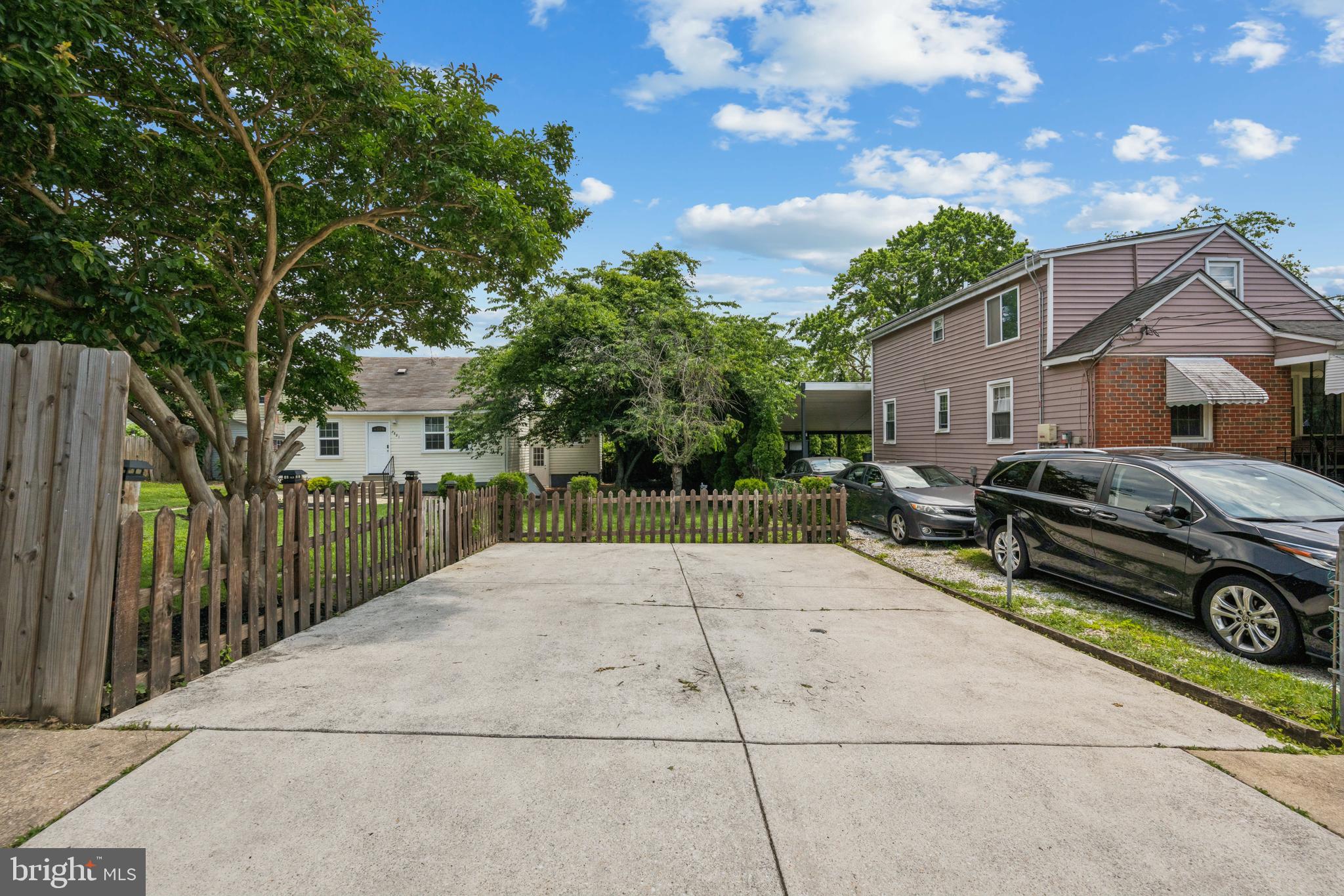 PARKVILLE HEIGHTS - Residential