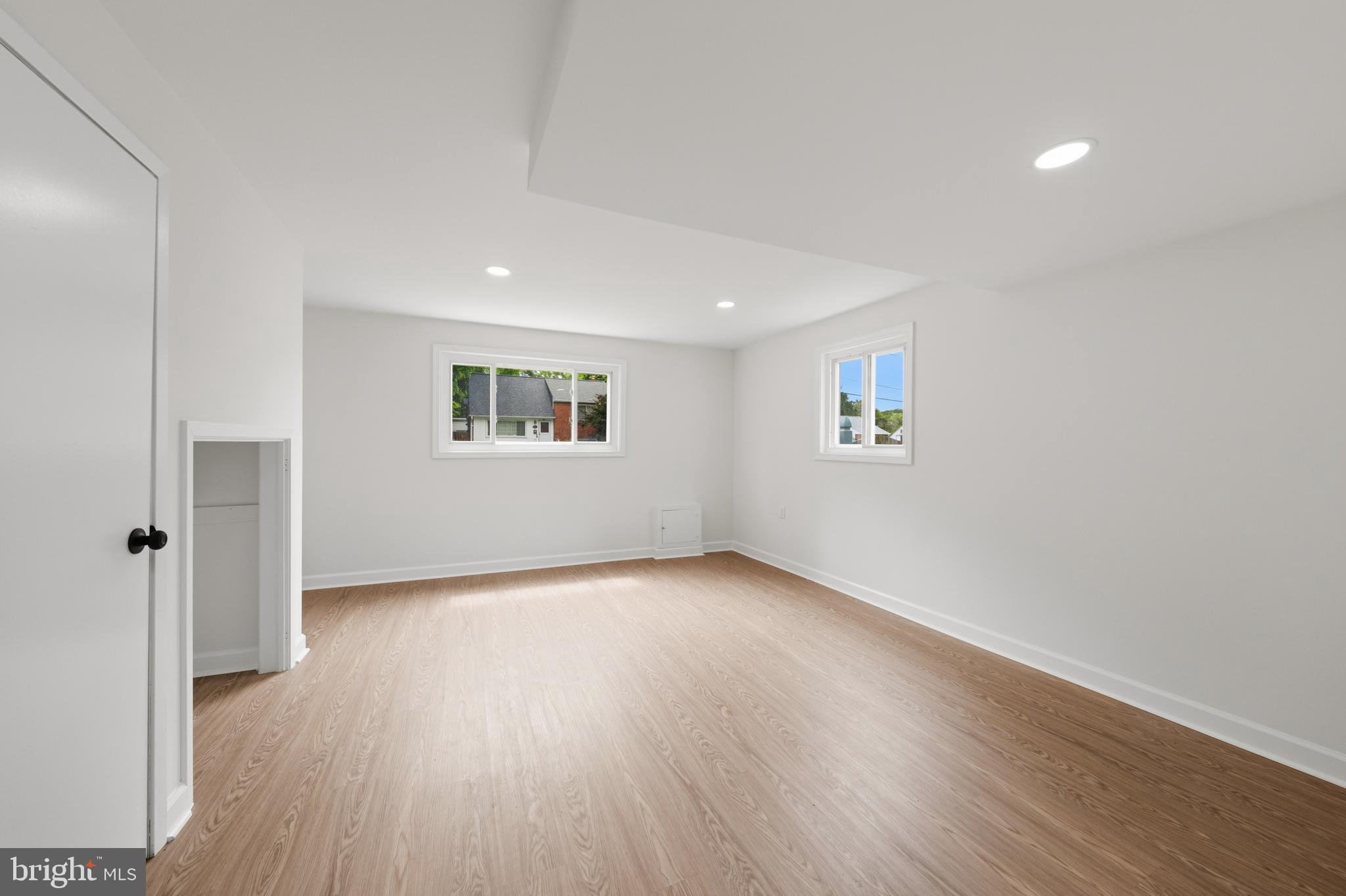 FAIRWAY - Residential