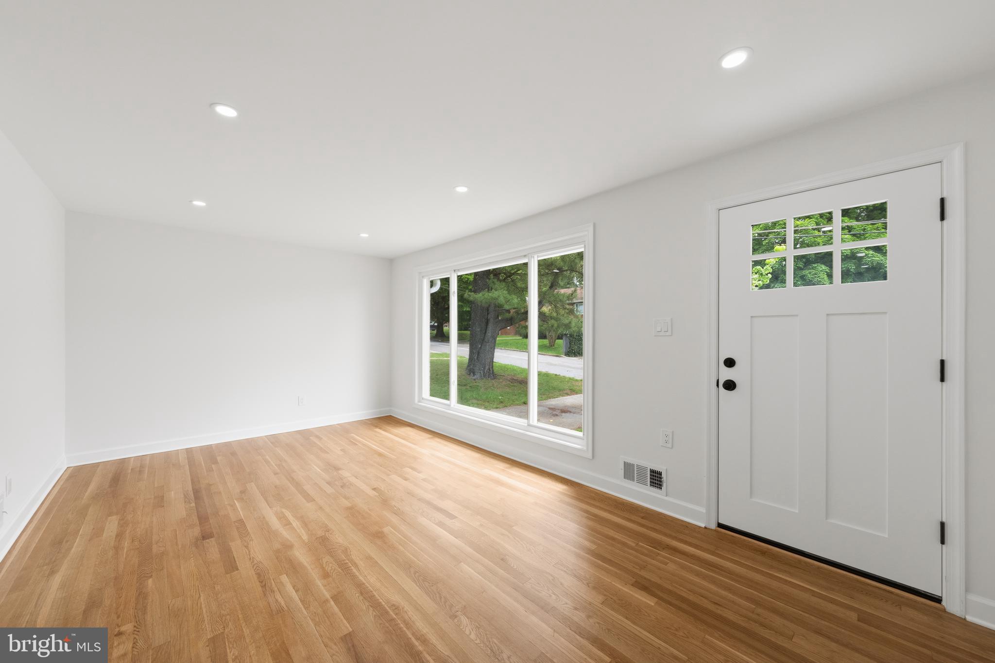 FAIRWAY - Residential