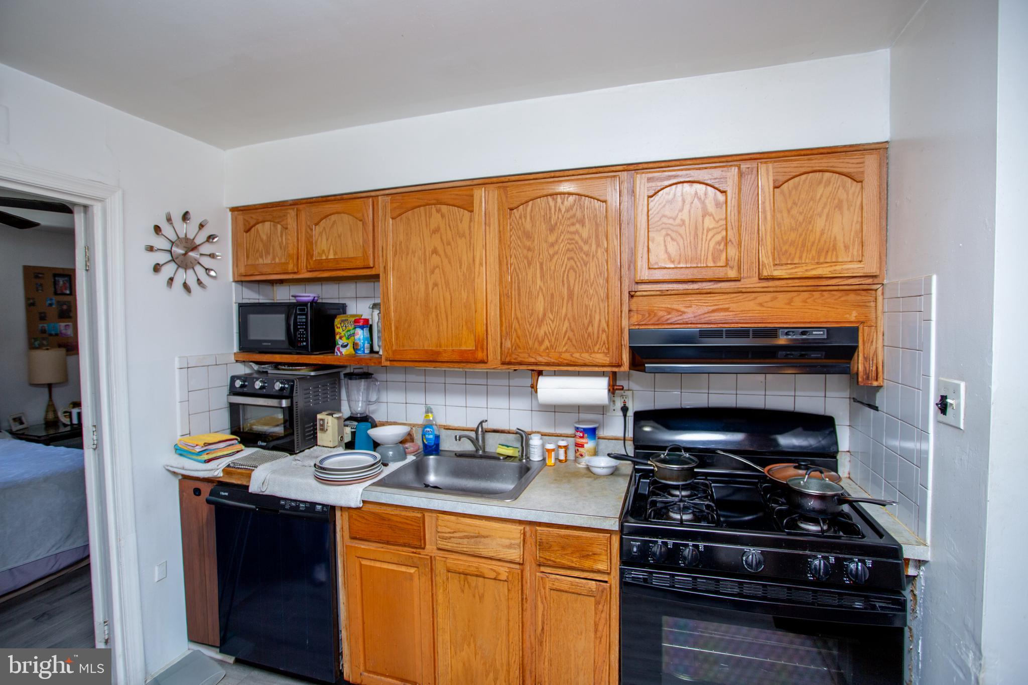 TACONY - Residential Income