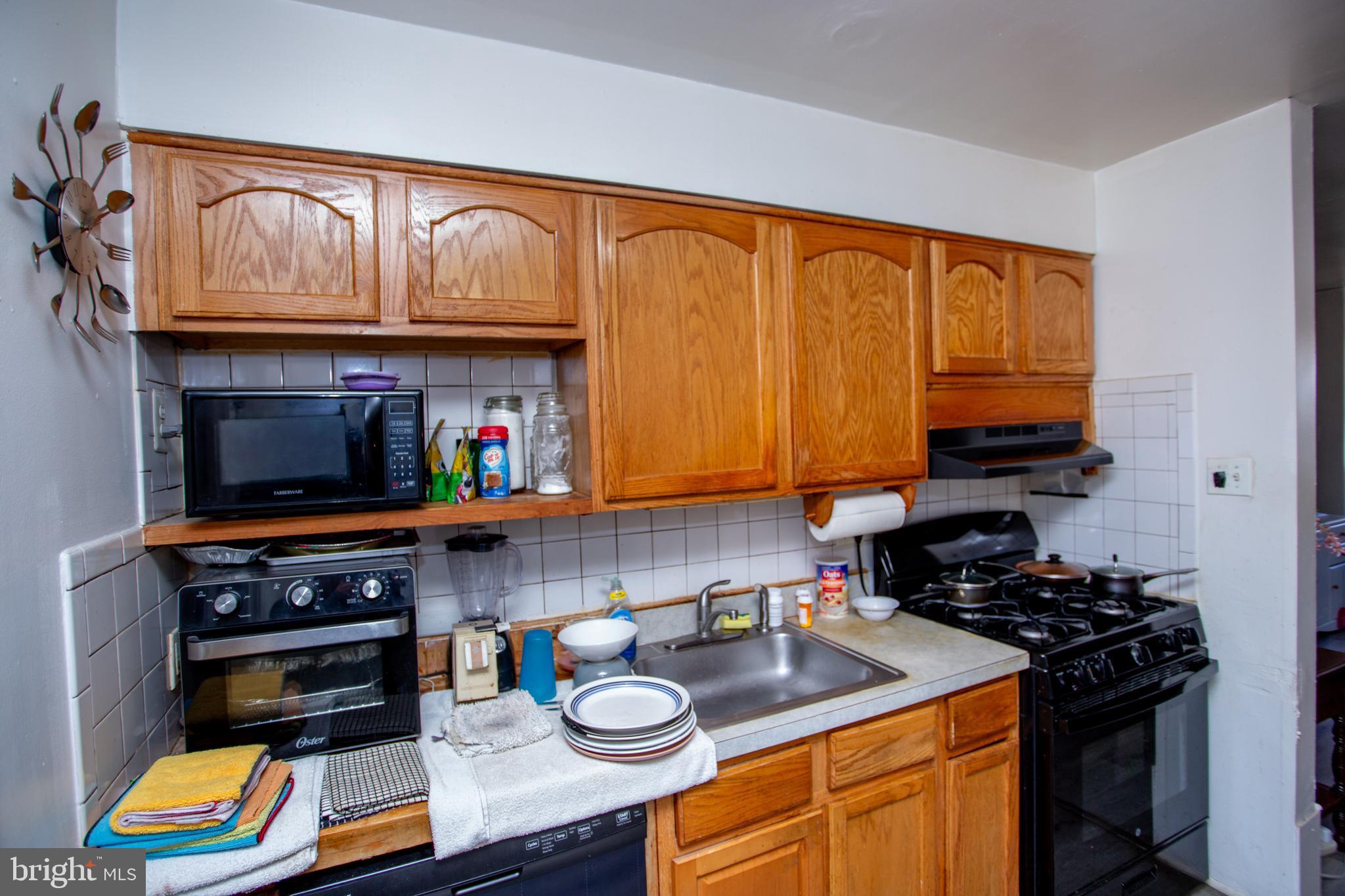 TACONY - Residential Income