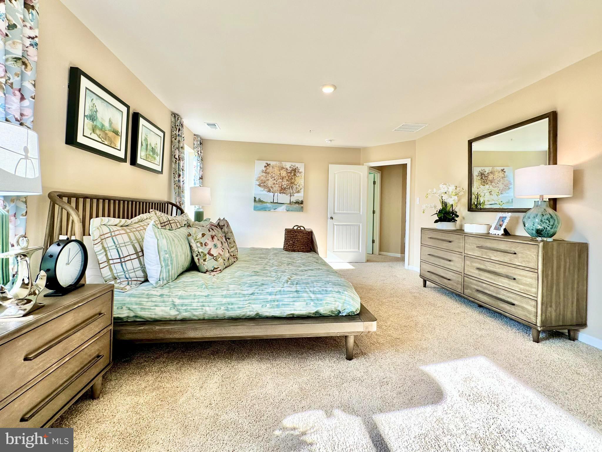 HERITAGE TRACE - Residential