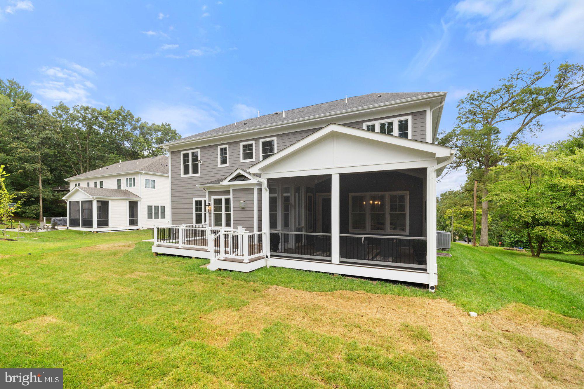 SPRING LAKE - Residential