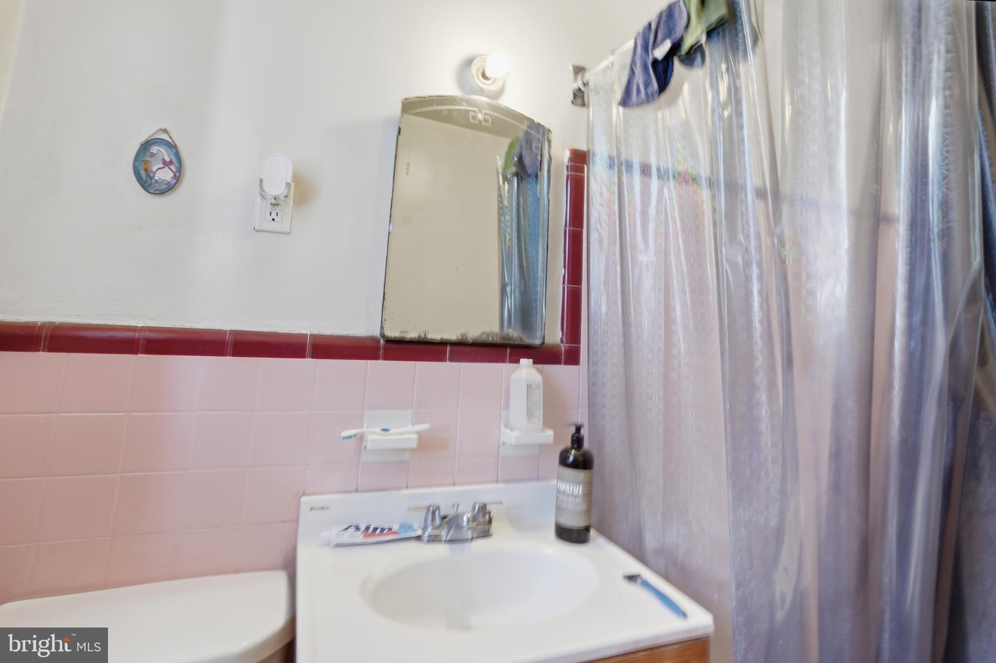NICETOWN - Commercial Sale