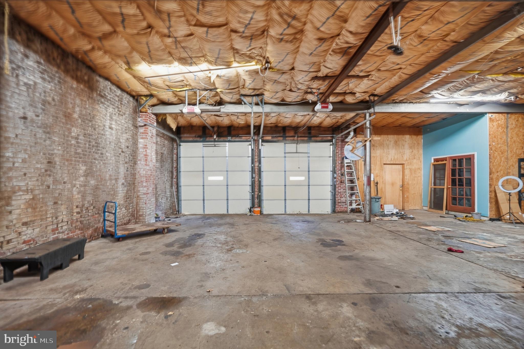 NICETOWN - Commercial Sale