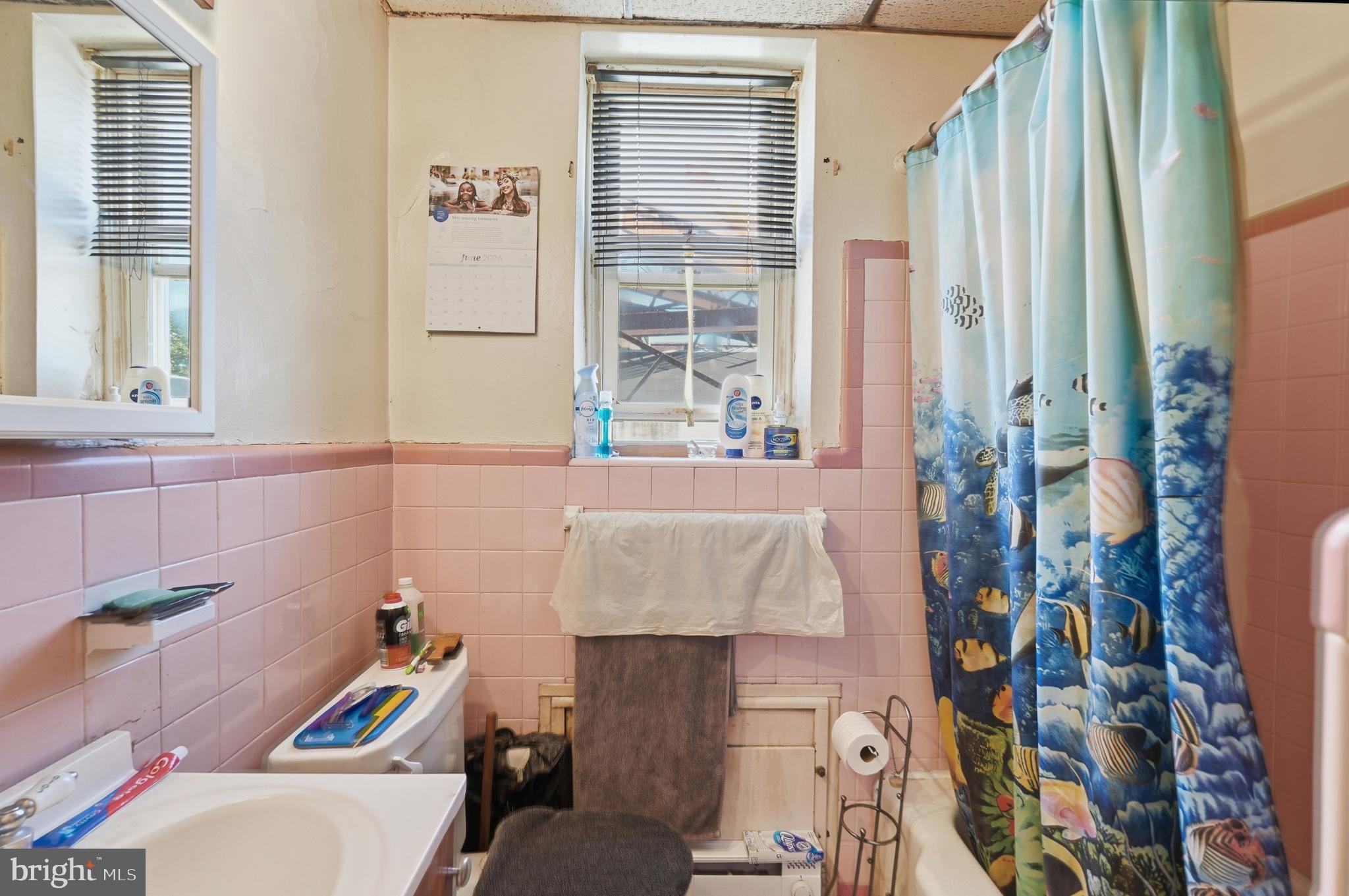 NICETOWN - Commercial Sale