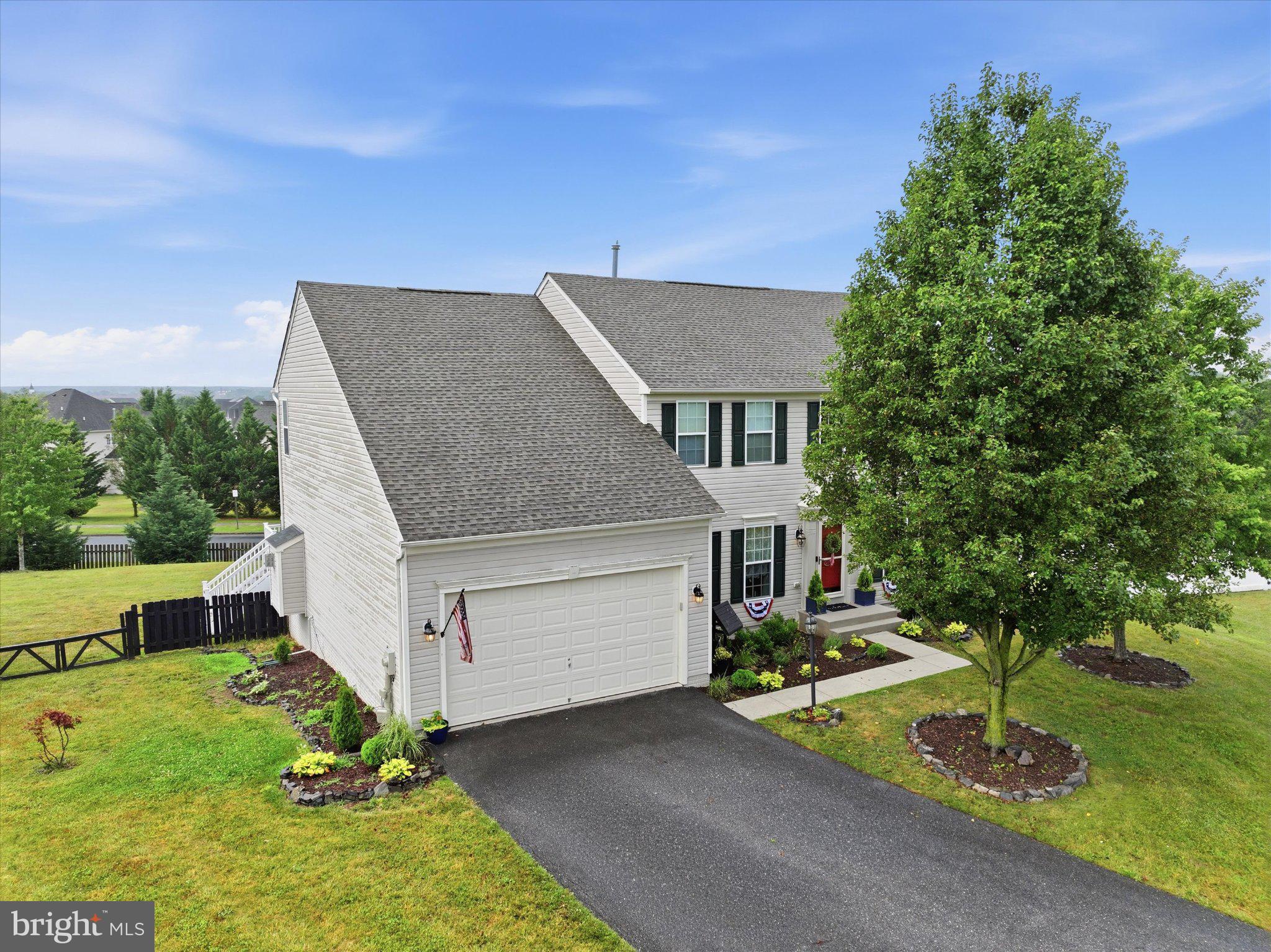 BROOKFIELD - Residential