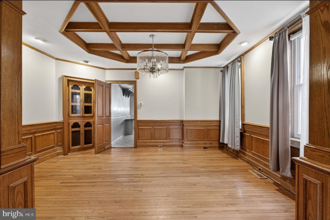NORRISTOWN - Residential