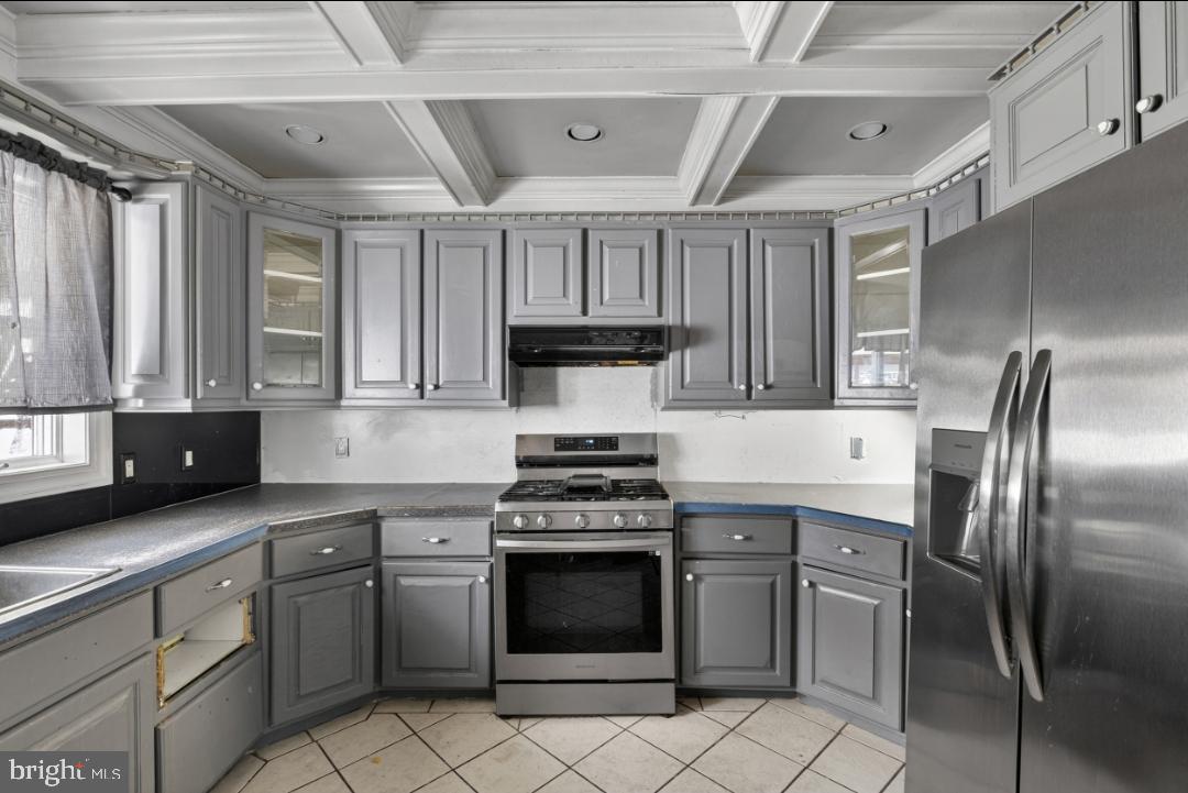 NORRISTOWN - Residential